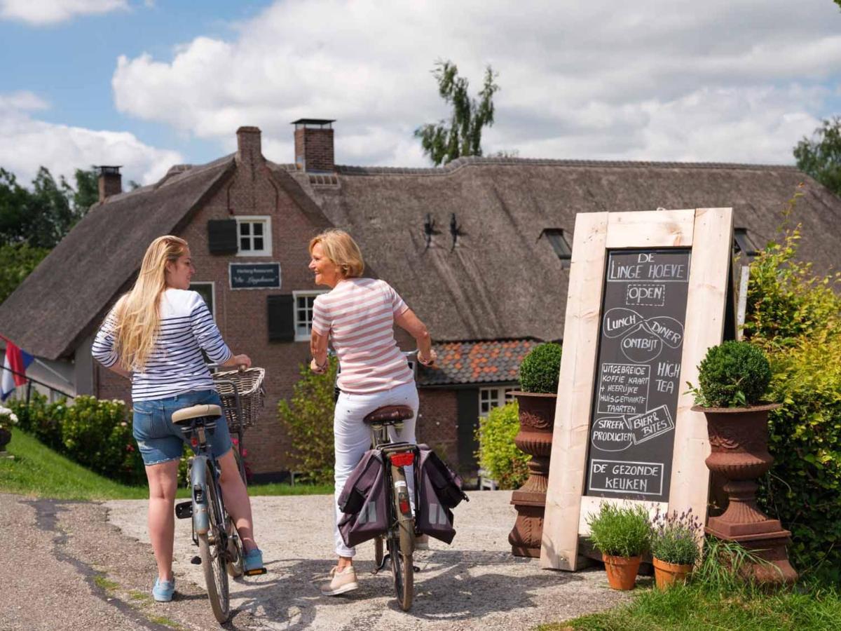 Herberg De Lingehoeve Oosterwijk Exteriér fotografie